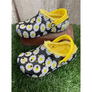 CROCS Lined Vacay Vibes Black Daisies Toddler C10 Clogs